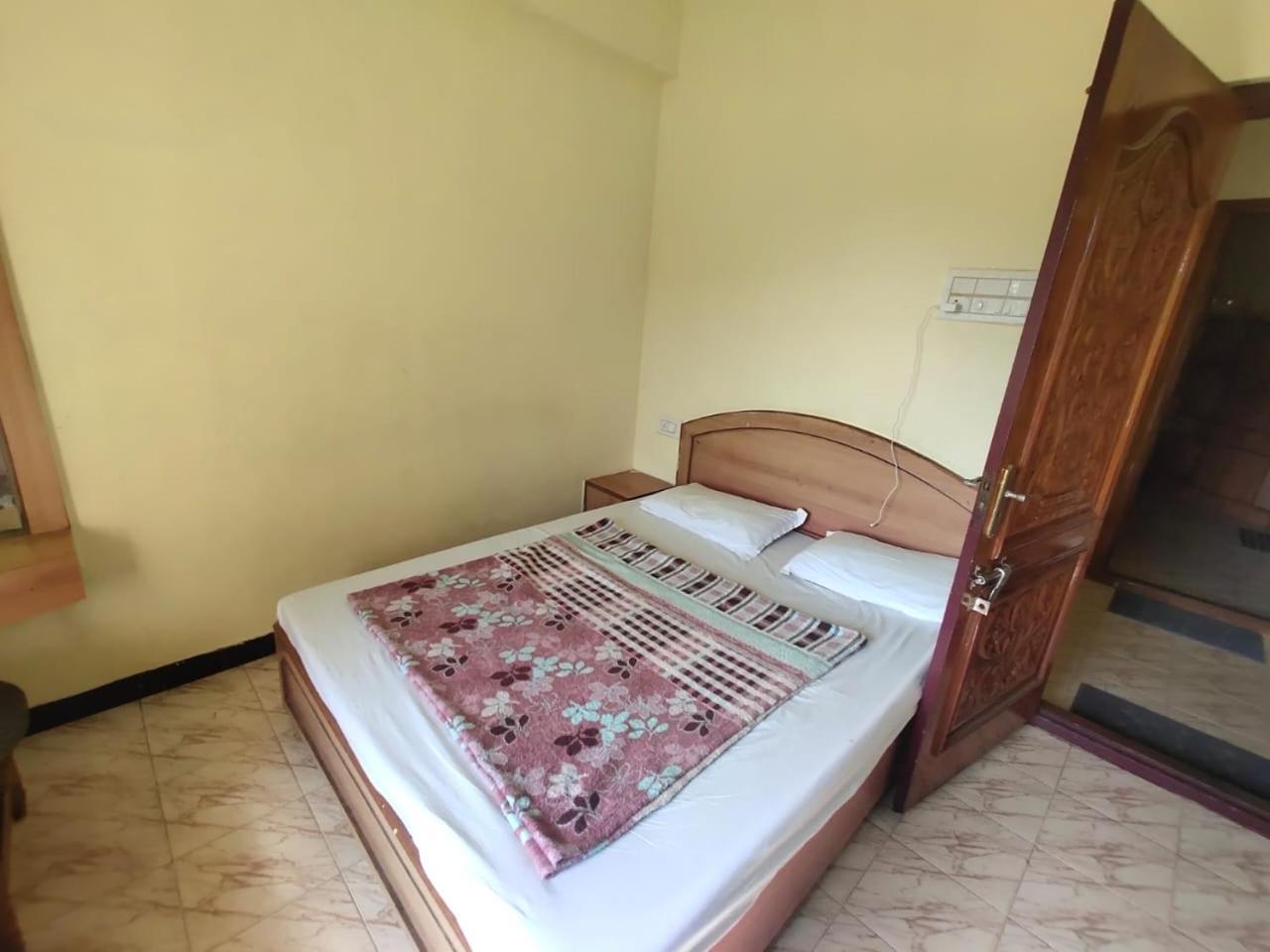 Hotel Ruchi Yercaud Εξωτερικό φωτογραφία