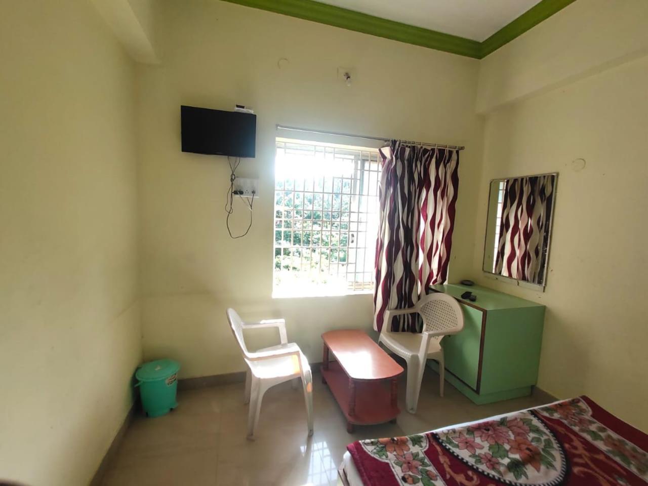 Hotel Ruchi Yercaud Εξωτερικό φωτογραφία