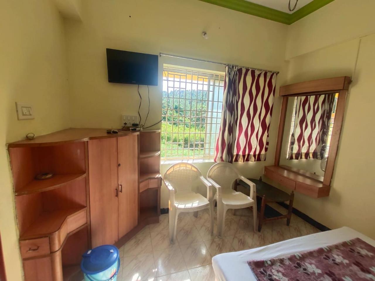 Hotel Ruchi Yercaud Εξωτερικό φωτογραφία